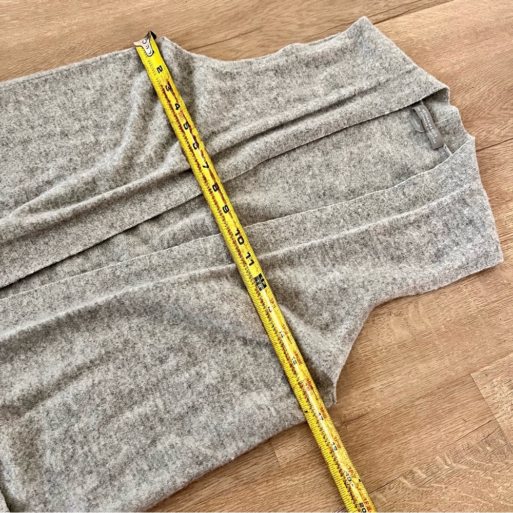 Neiman Marcus Cashmere Collection Long 100% Cashere Vest Slide Slits Gray Size M - Picture 8 of 8